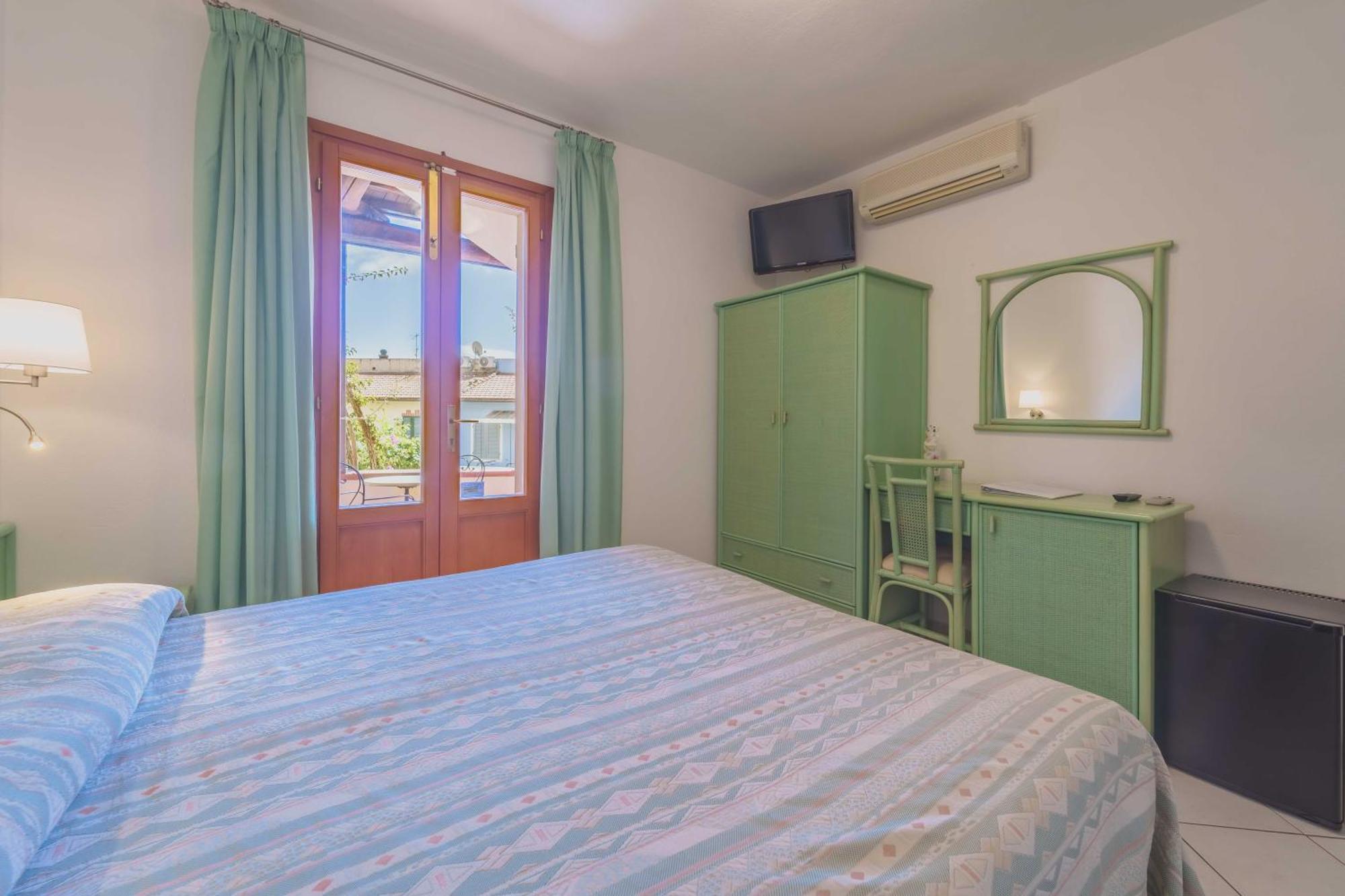 Hotel Galli - Wellness & Spa Fetovaia Room photo