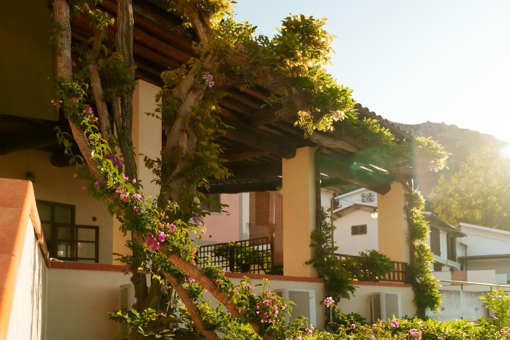 Hotel Galli - Wellness & Spa Fetovaia Exterior photo